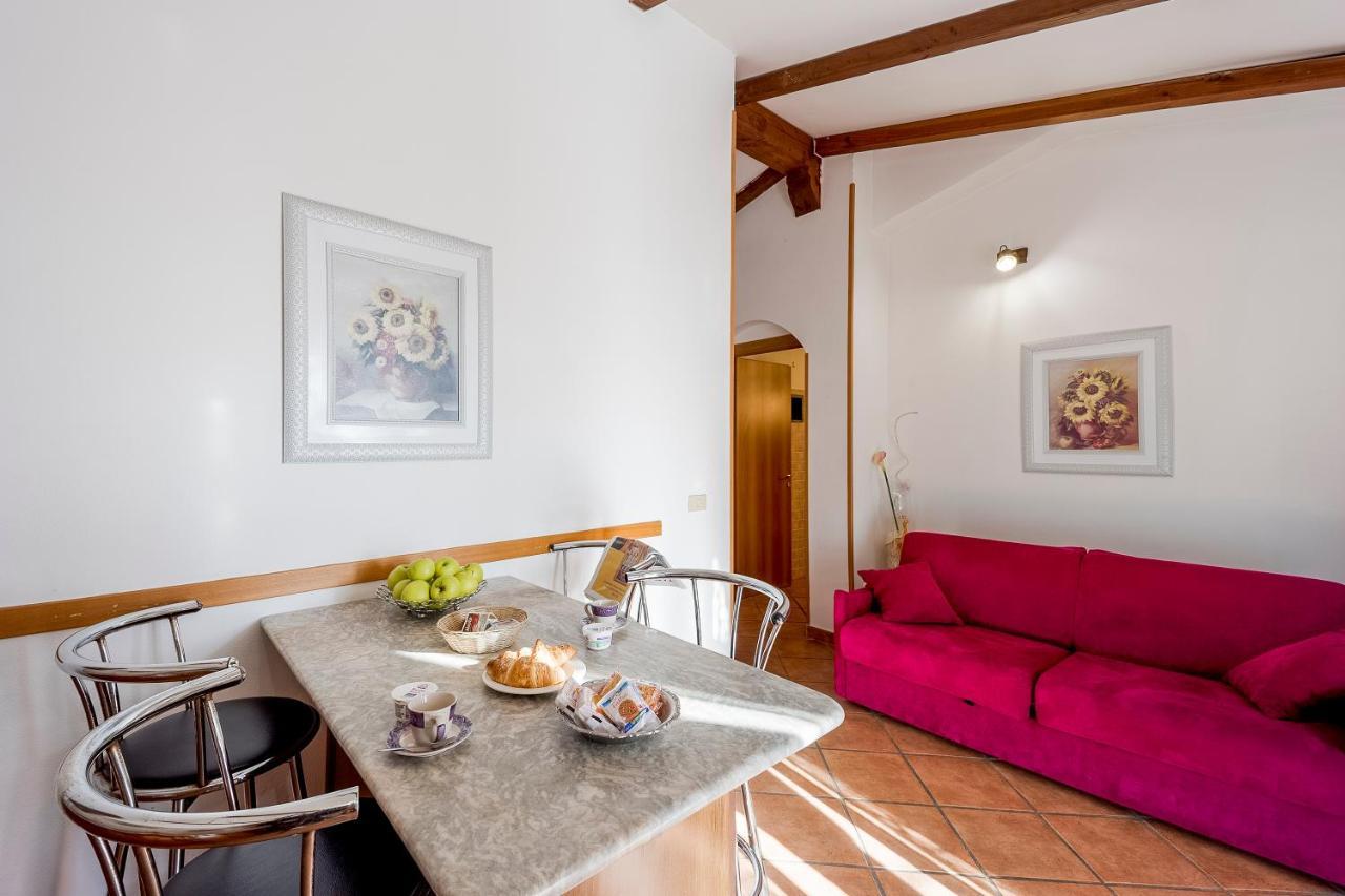 Agriturismo Le Mimose Imperia Dış mekan fotoğraf